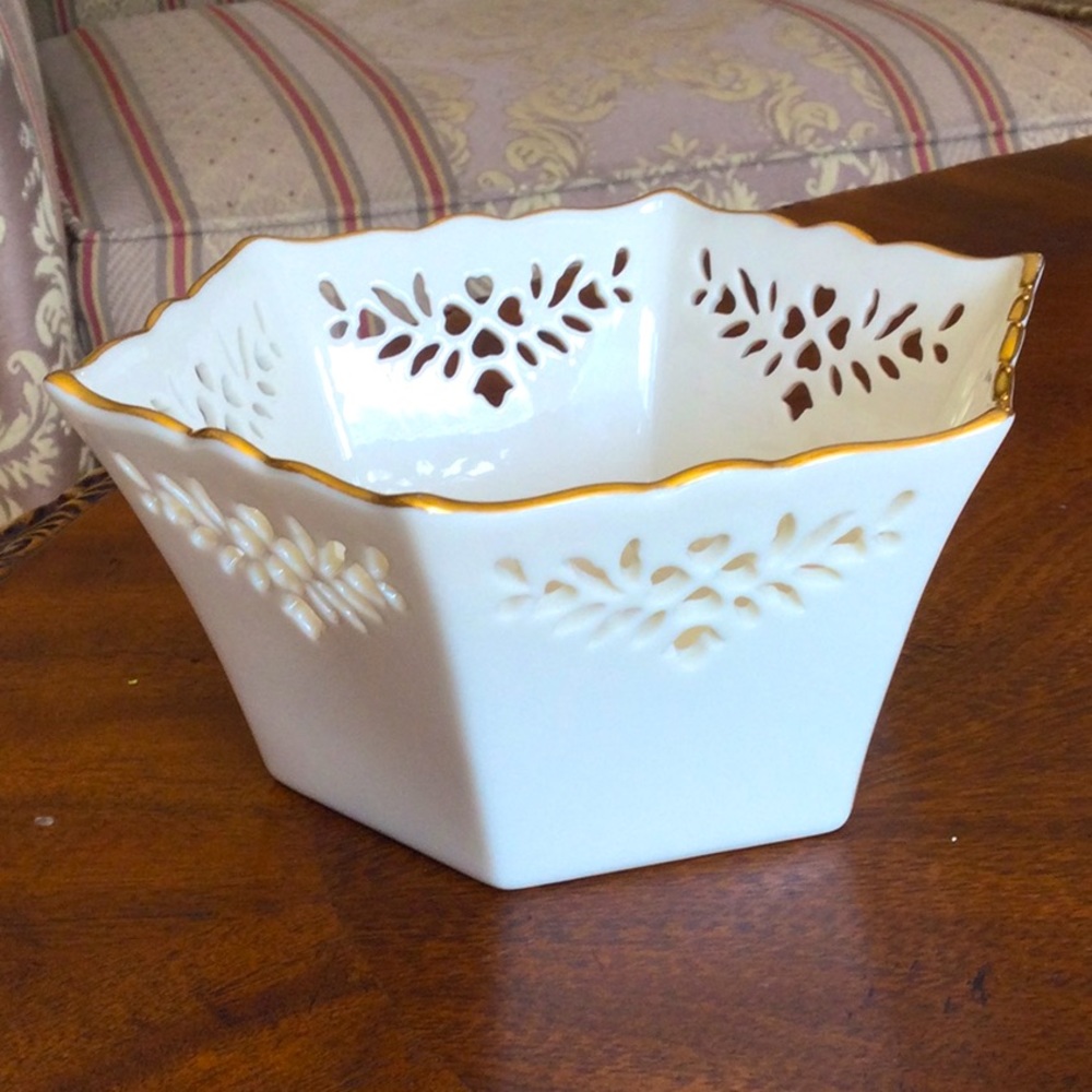 Small Lenox bowl